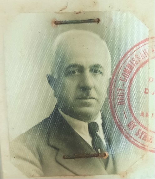 Samuel Sarrafyan’a ait Fransa Cumhuriyeti'nin Suriye ve Lübnan
Yüksek Komiserliği Eski Eserler Hizmet Müdürlüğü Eski Eser Ticaret Lisansından, 1937