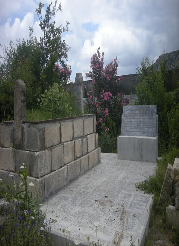 Kara Fatma Mezarı